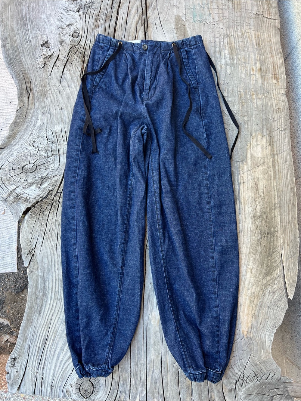 Pilcro Indigo Relaxed Barrel Jeans